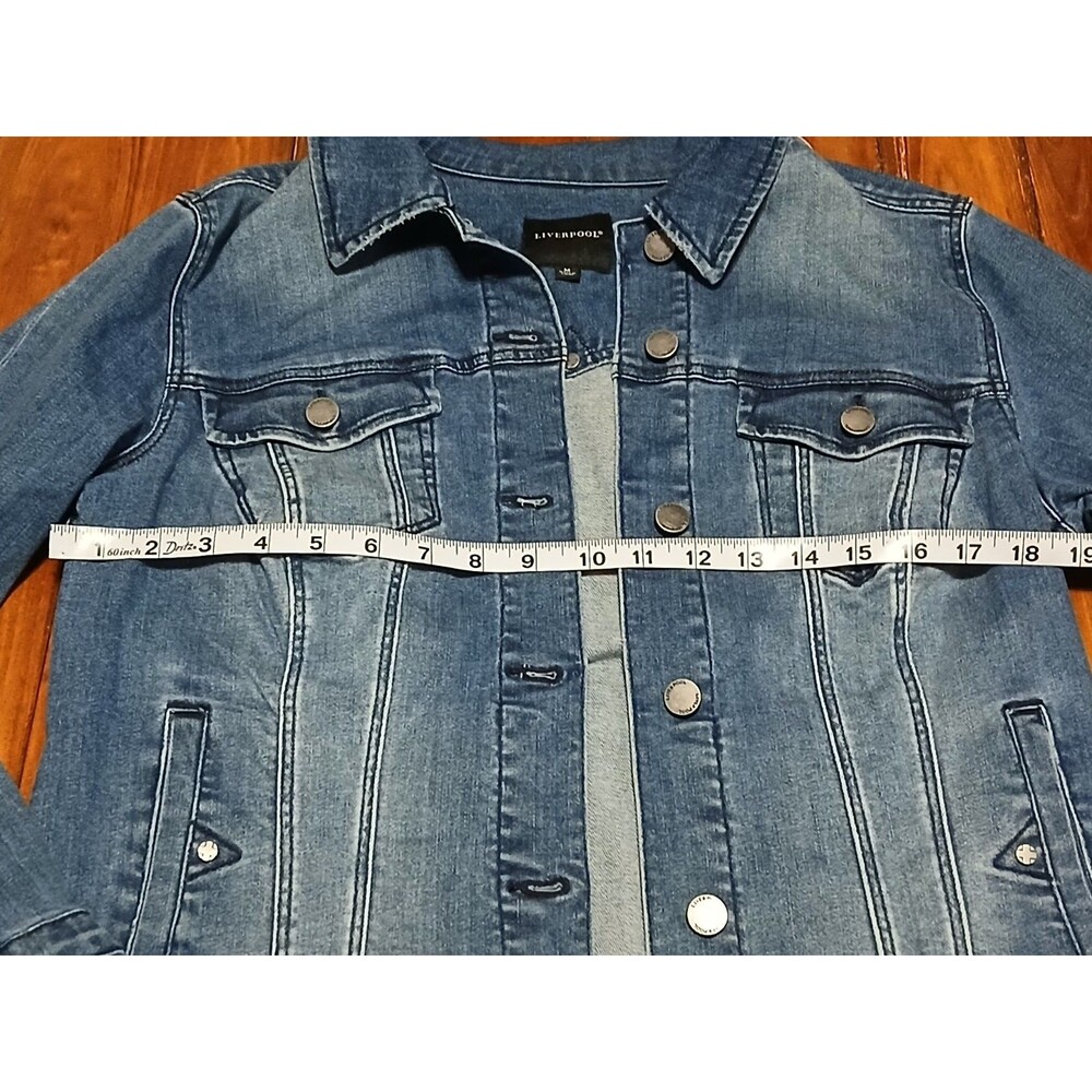 LiverPool Jean Jacket with flare cuffs inside pockets Medium NWOT - Picture 12 of 15